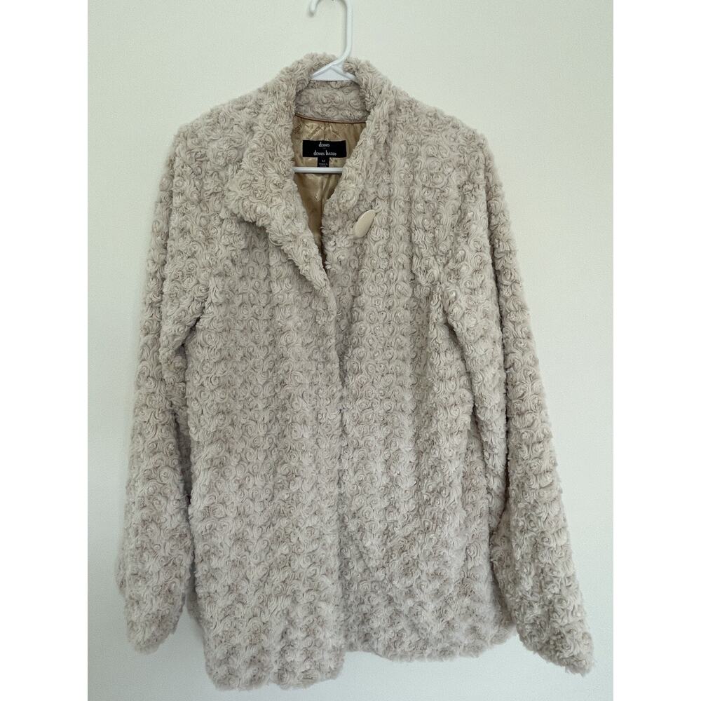 Dennis Basso Faux Fur Coat Women's Luxury Size M Mid Length Hook and Eye Closure